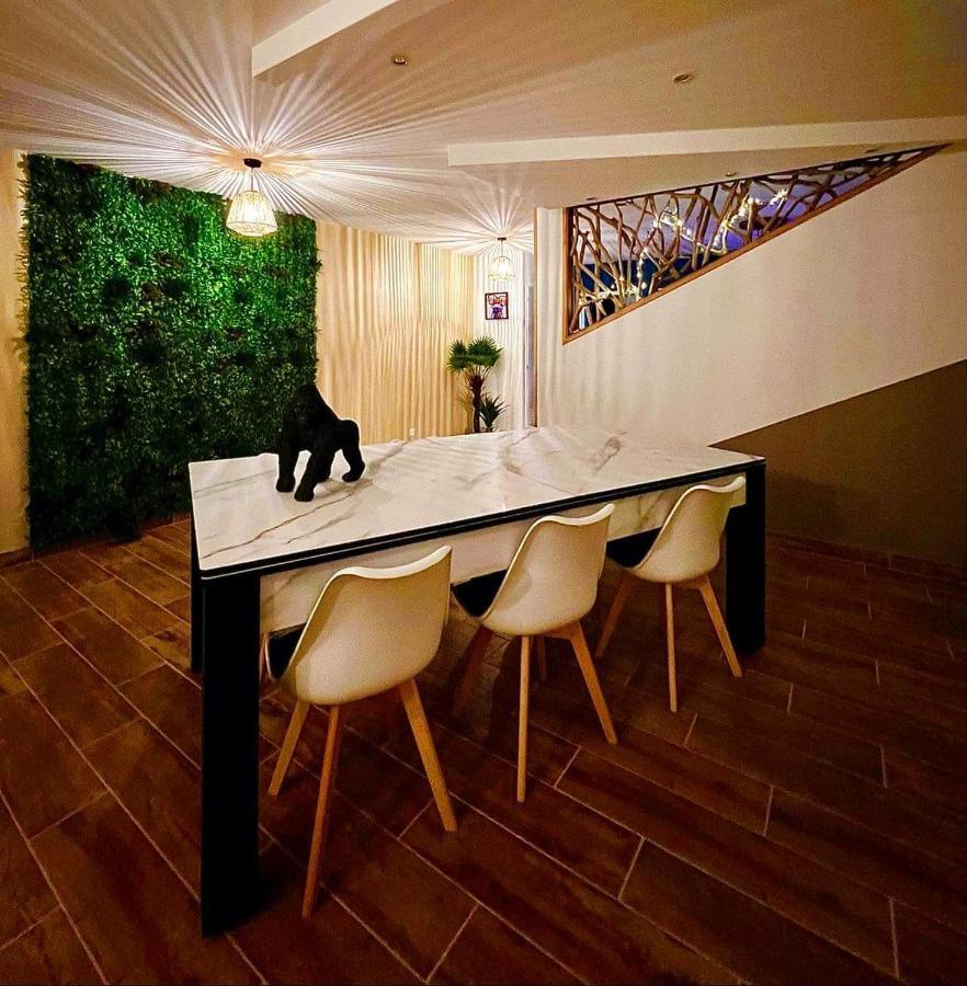 A Fleur De Spa : Maison Chaleureuse Avec Spa Privatif Et Billard. Coulogne Exterior foto